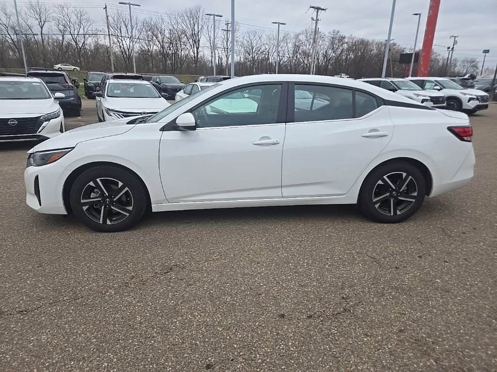 Used 2024 Nissan Sentra SV image 4
