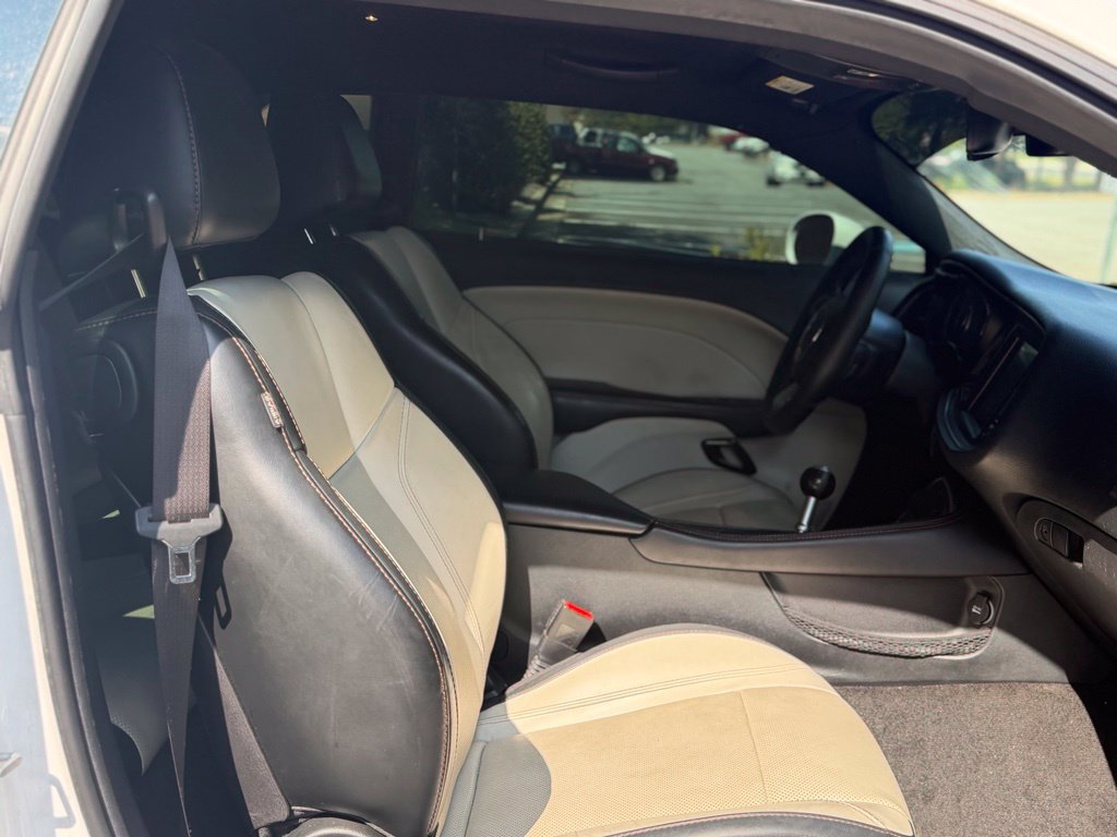 Used 2015 Dodge Challenger R/T Plus RWD image 14