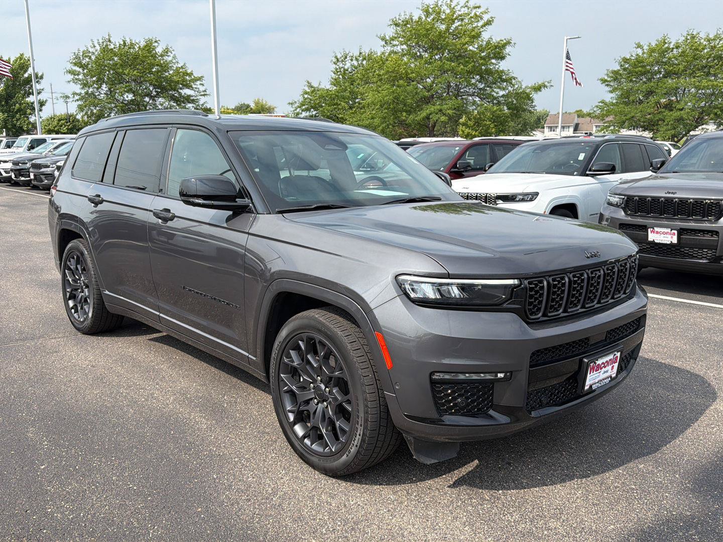 Certified 2024 Jeep Grand Cherokee L Summit AWD/4WD image 2