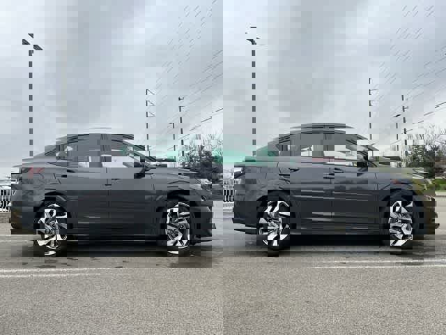 Used 2023 Subaru Legacy Limited image 3