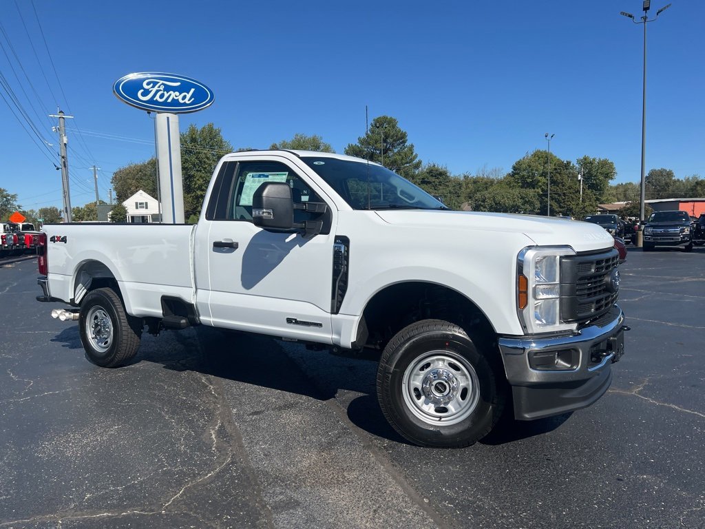New 2026 Ford F250 4x4 Regular Cab Super Duty image 3