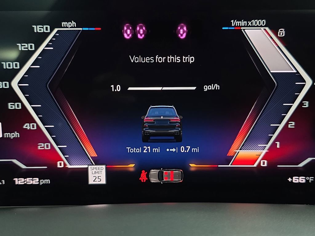 New 2026 BMW X7 M60i image 20