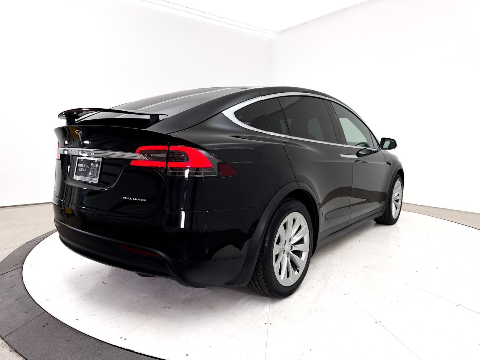 Used 2019 Tesla Model X Long Range AWD/4WD image 16