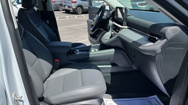 New 2026 Ford Explorer Active w/ Active Comfort Package RWD image 11