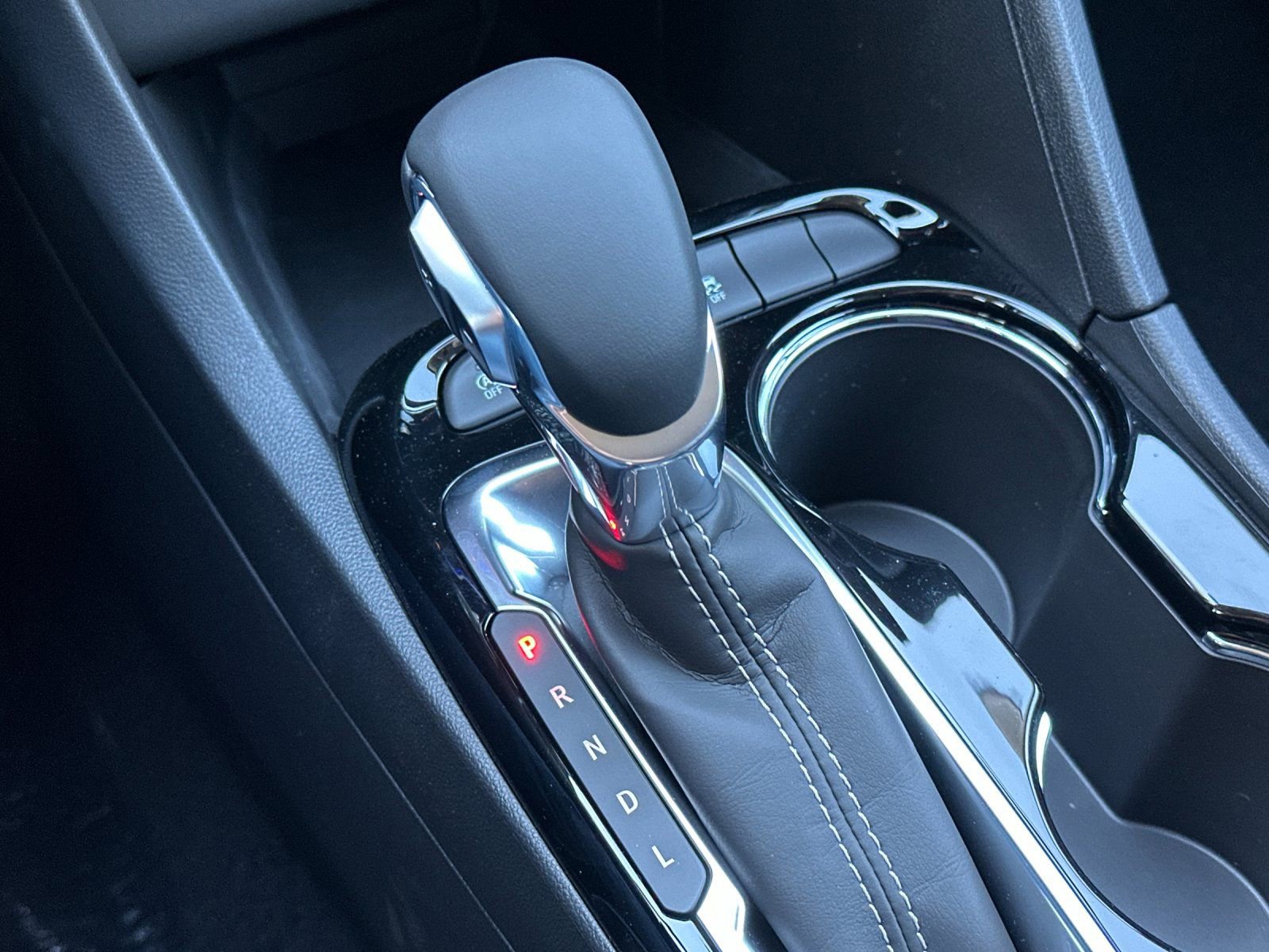 New 2026 Buick Encore GX Sport Touring image 21