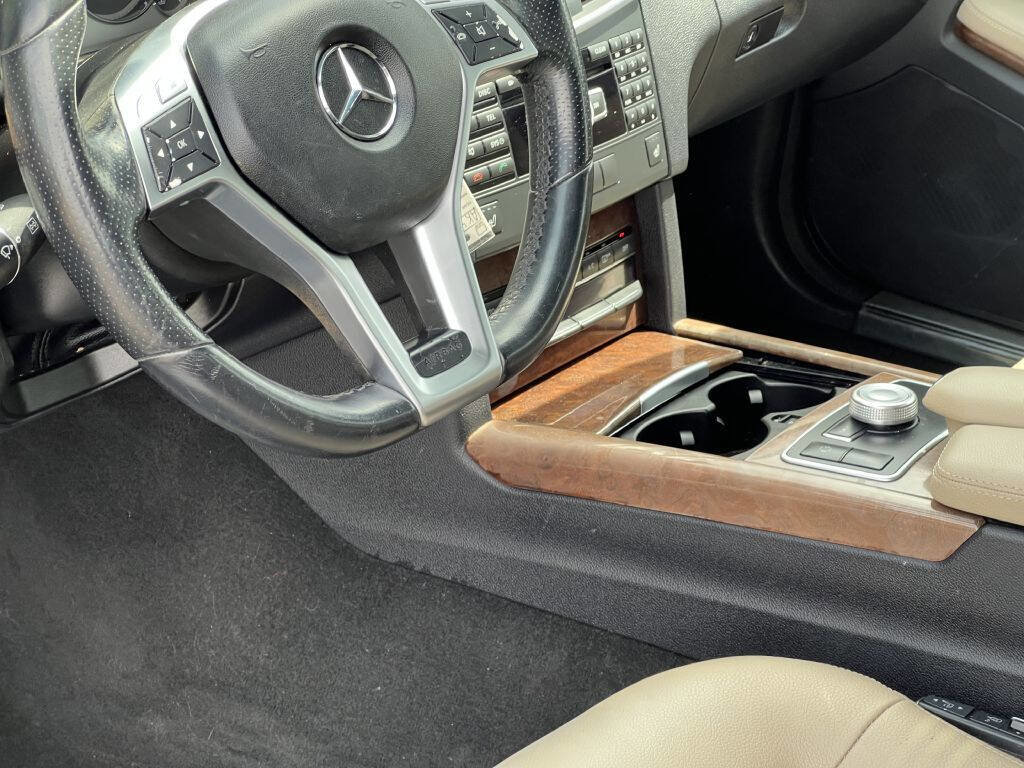 Used 2012 Mercedes-Benz E 350 Sedan image 18