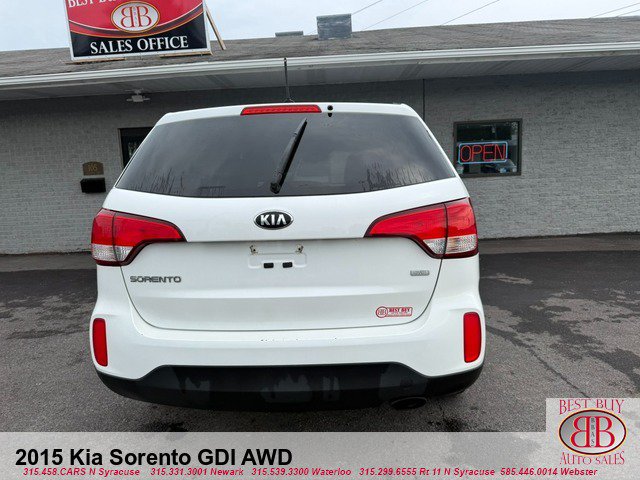 Used 2015 Kia Sorento LX AWD/4WD image 4