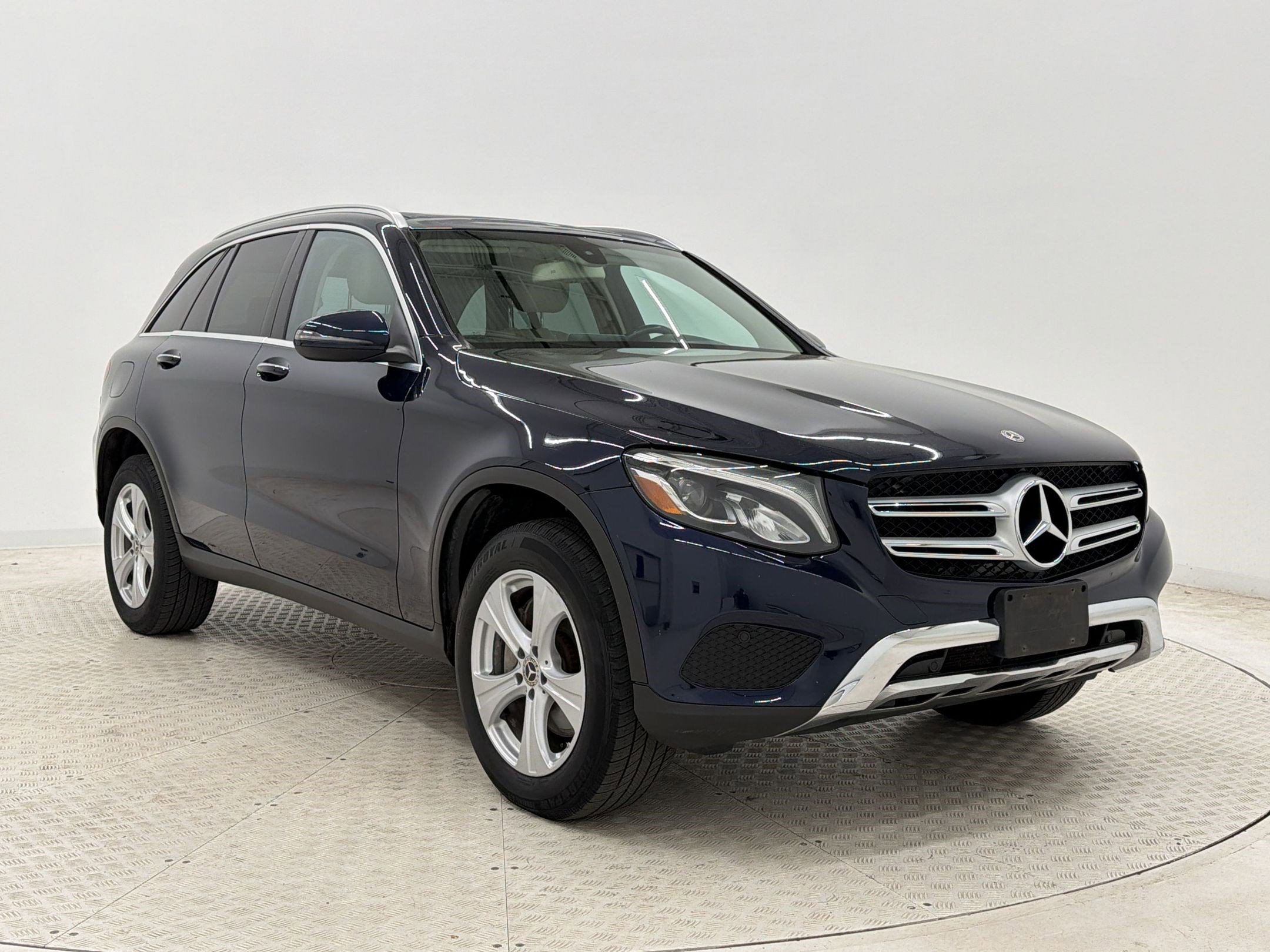 Used 2017 Mercedes-Benz GLC 300 4MATIC image 7