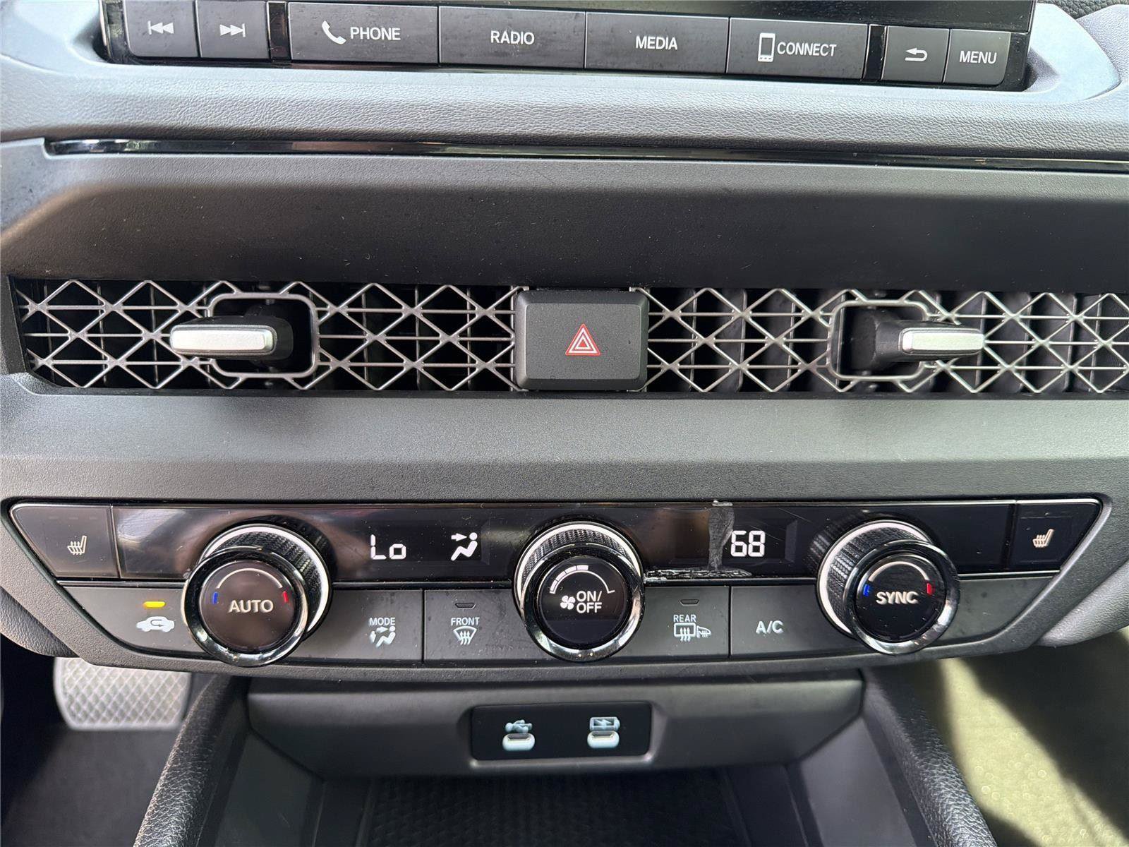 Used 2025 Honda Accord SE image 14