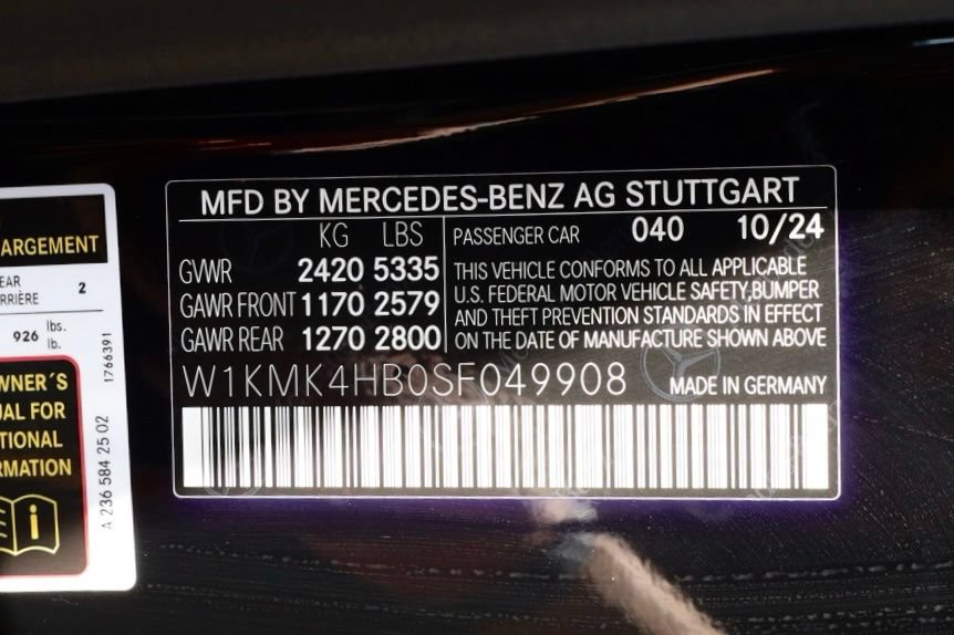Used 2025 Mercedes-Benz CLE 300 4MATIC Cabriolet image 39