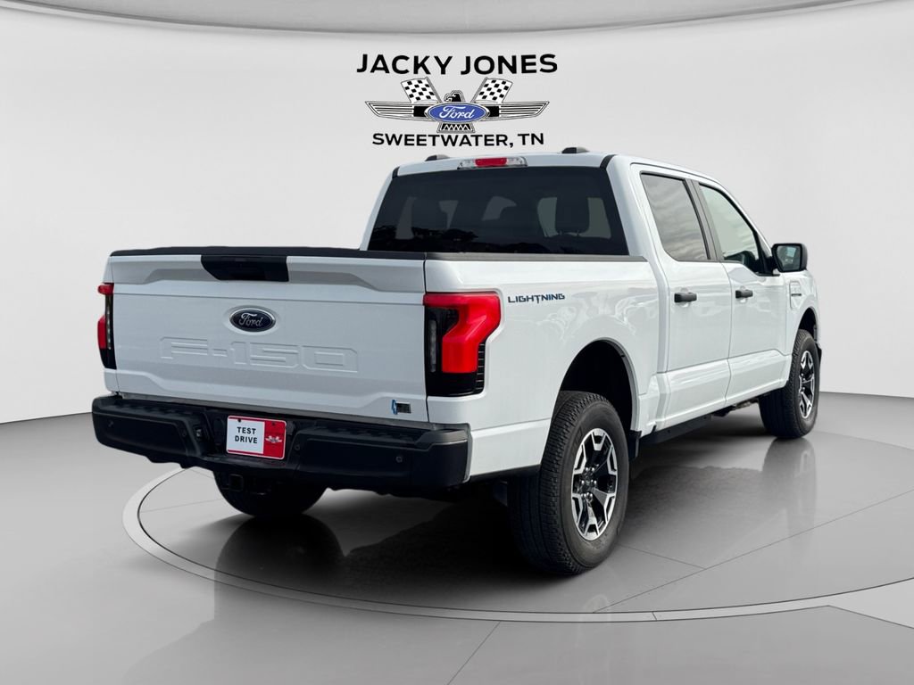Used 2023 Ford F150 Lightning Pro image 5