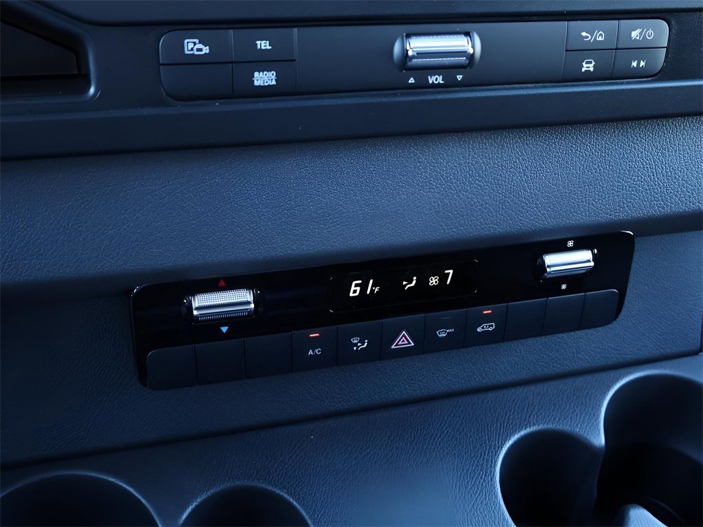 Used 2024 Mercedes-Benz Sprinter 3500 image 35