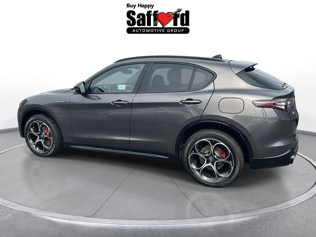 New 2026 Alfa Romeo Stelvio Sprint AWD/4WD image 5