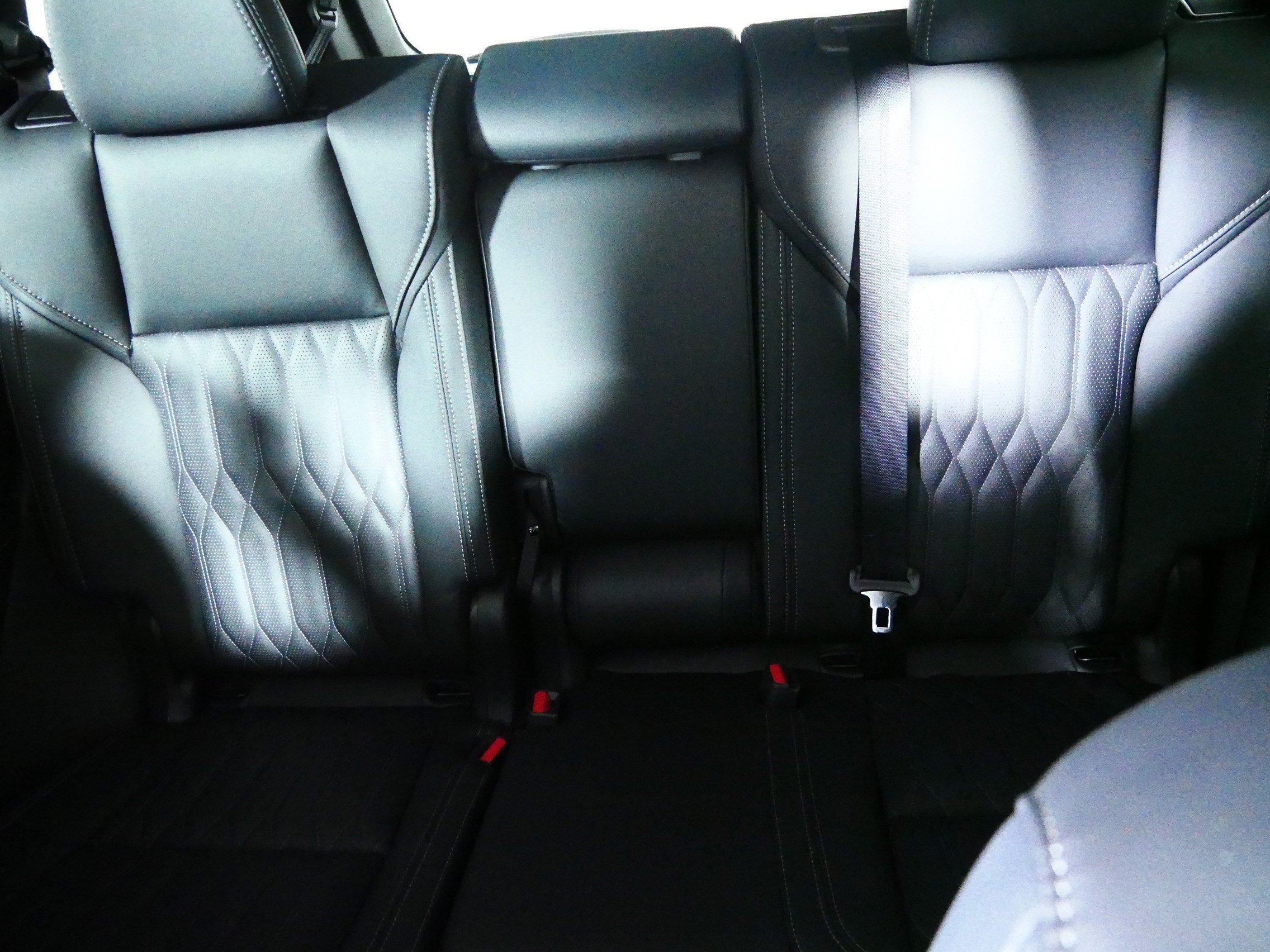 New 2026 Mitsubishi Outlander SEL AWD/4WD image 3
