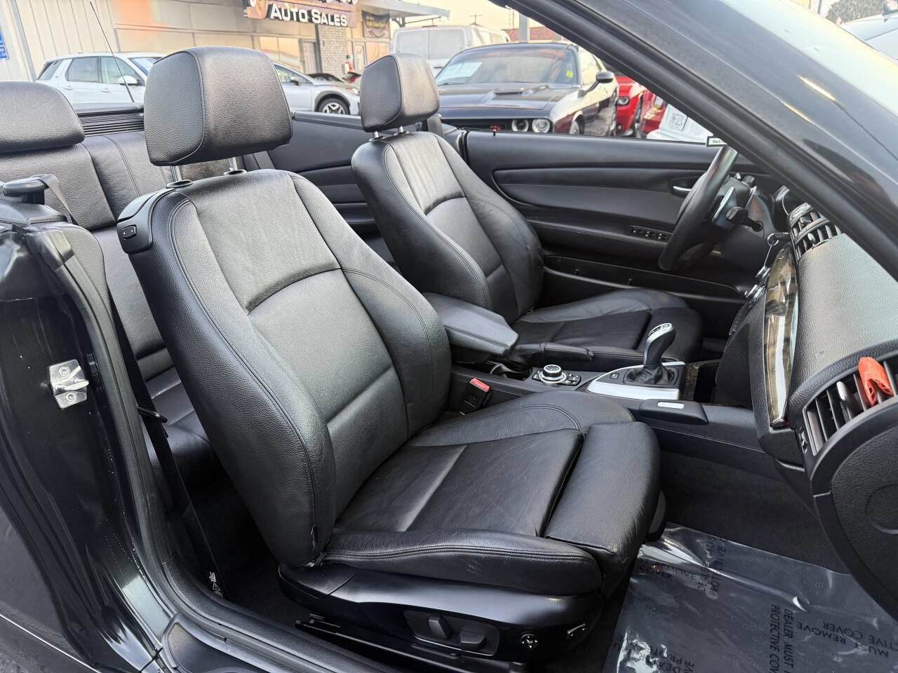 Used 2012 BMW 135i Convertible image 19