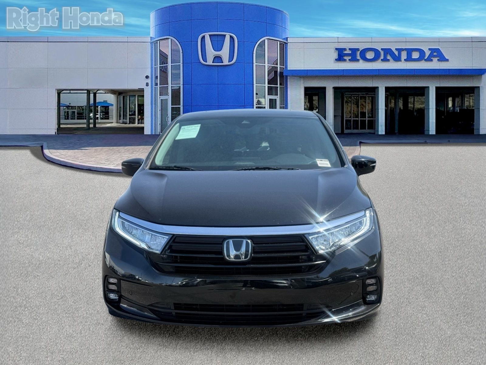 Used 2023 Honda Odyssey Touring image 5