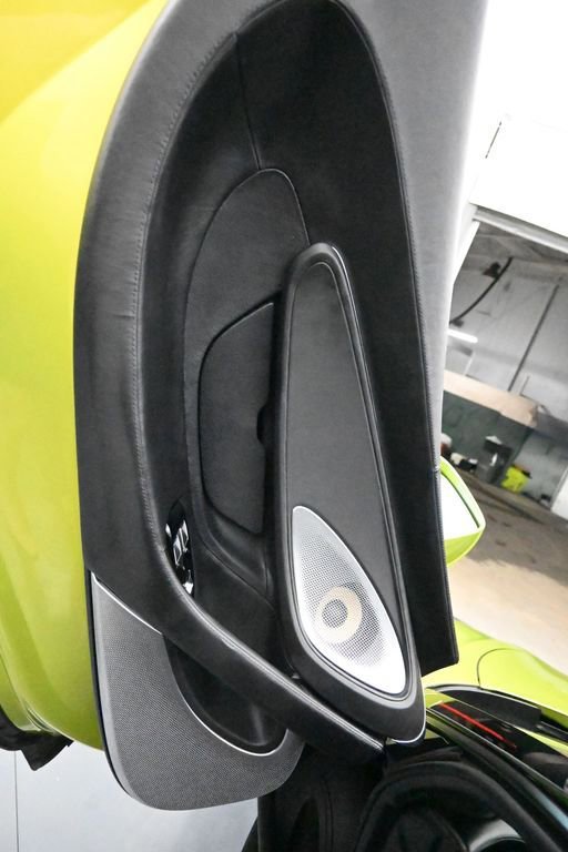 Used 2022 McLaren GT image 24