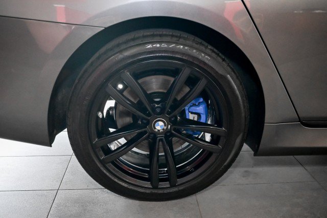 Used 2019 BMW 750i xDrive w/ M Sport Package AWD/4WD image 41