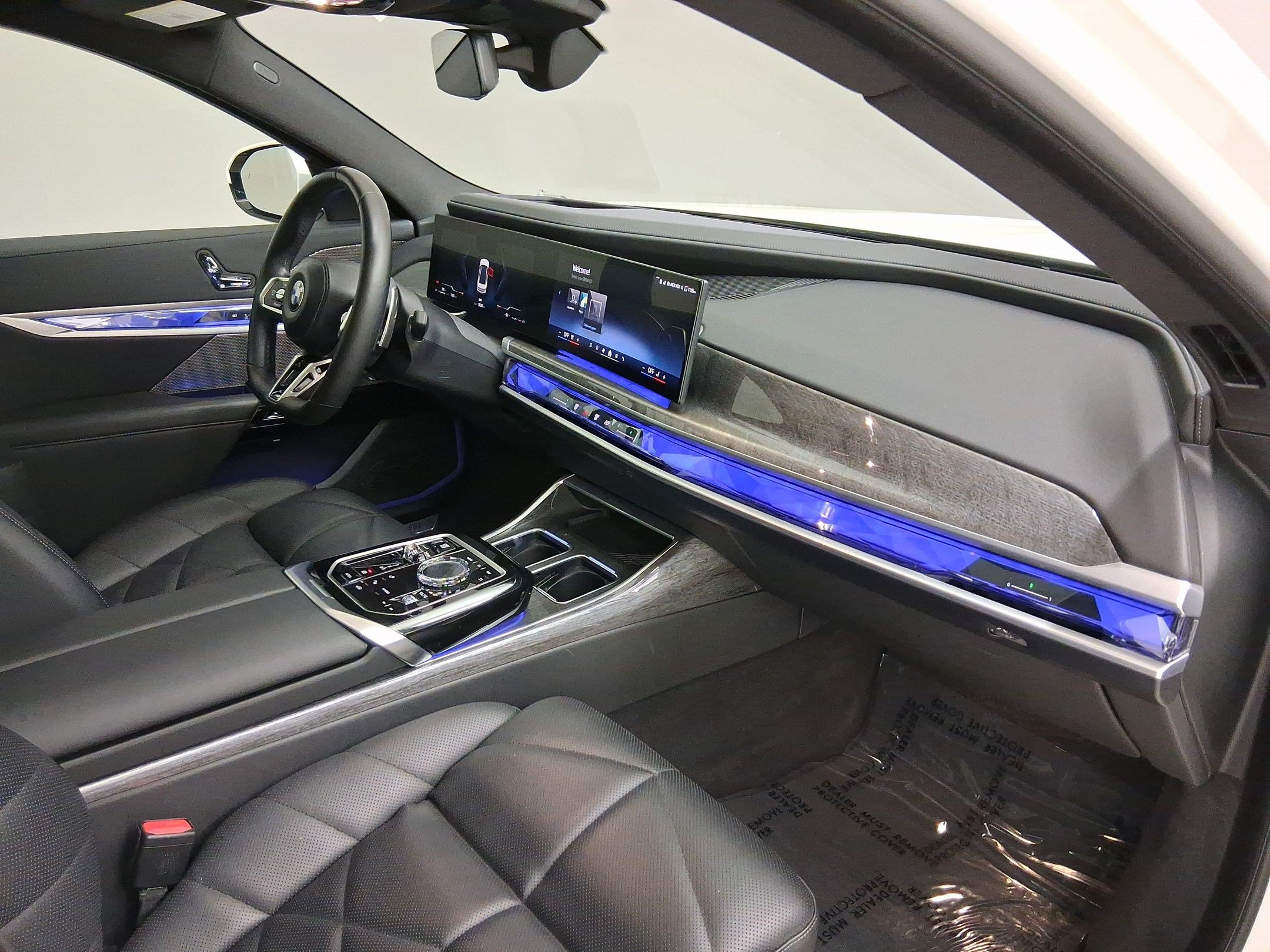 Used 2023 BMW 740i RWD image 31