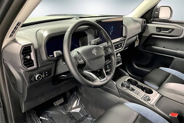 New 2025 Ford Bronco Sport Outer Banks image 7