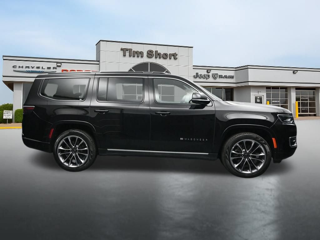 Used 2025 Jeep Wagoneer Series III w/ Premium Group I AWD/4WD image 6