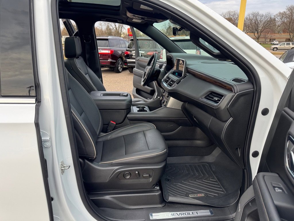 Used 2023 Chevrolet Tahoe Premier w/ Premium Package 2 image 32