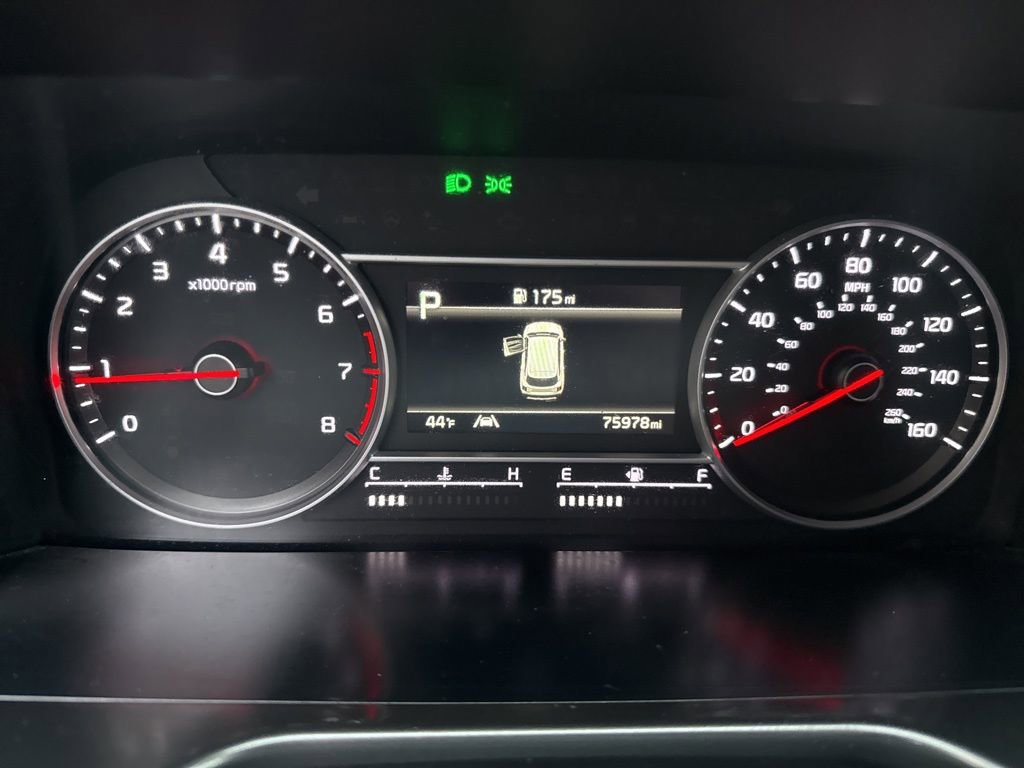 Used 2023 Kia Sorento LX image 15