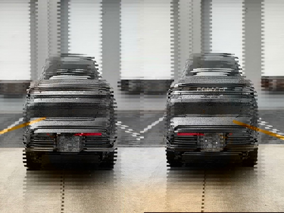 Used 2020 Porsche Taycan Turbo image 4