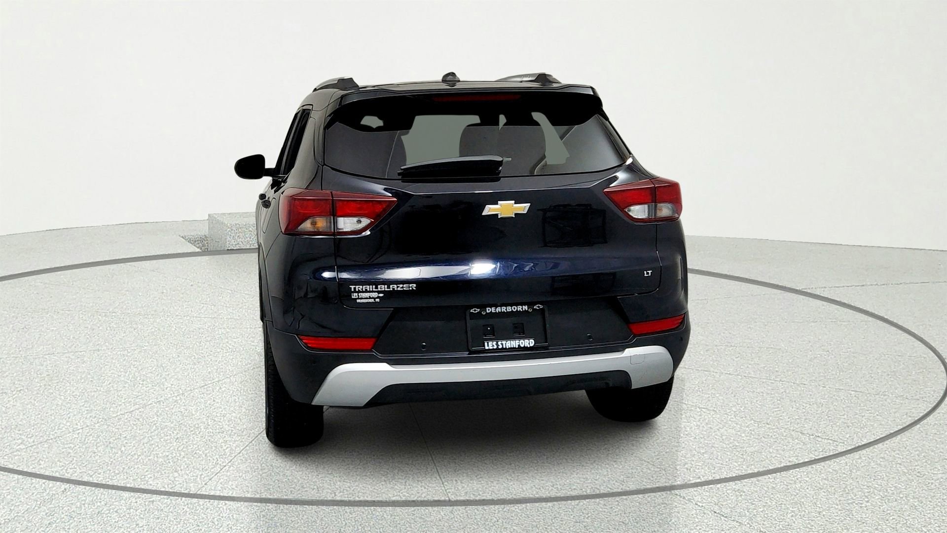 Used 2021 Chevrolet TrailBlazer LT w/ Convenience Package FWD image 4
