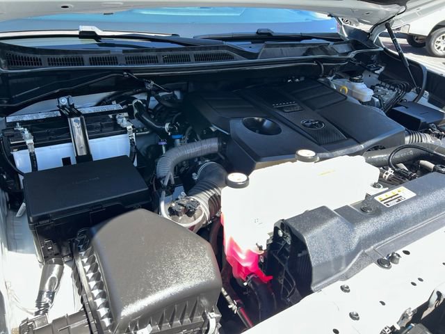 Used 2022 Toyota Tundra SR5 w/ SR5 Convenience Package image 9