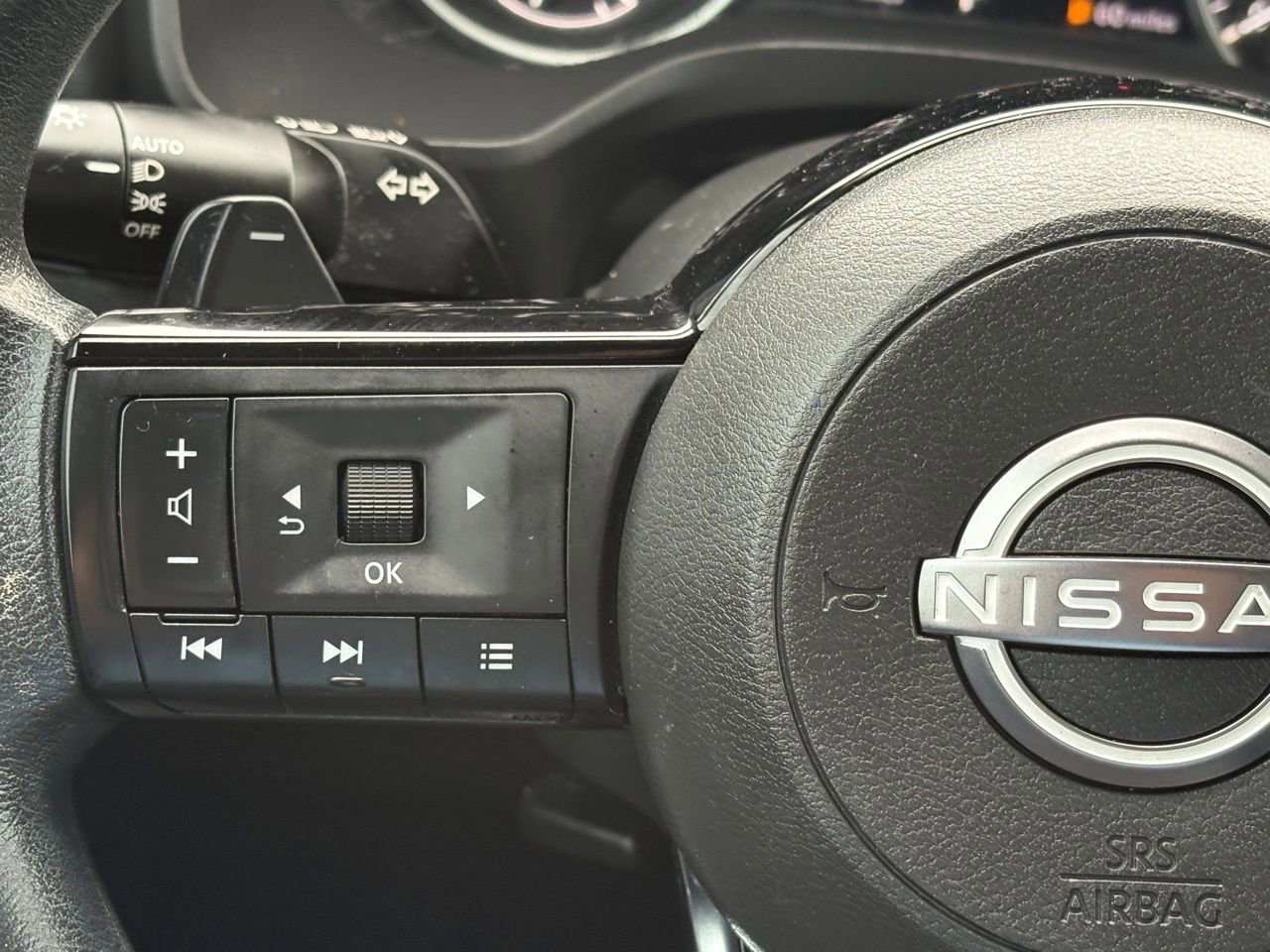 Certified 2023 Nissan Rogue SV image 18