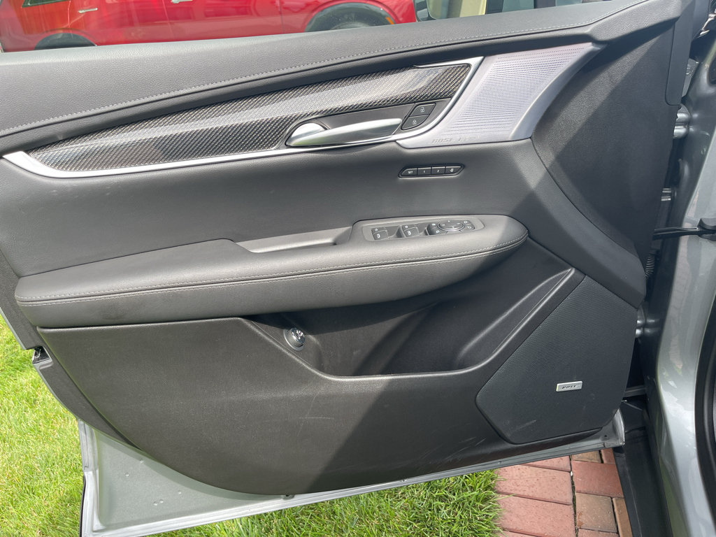 Used 2026 Cadillac XT5 Sportv w/ LPO, Floor Liner Package AWD/4WD image 23