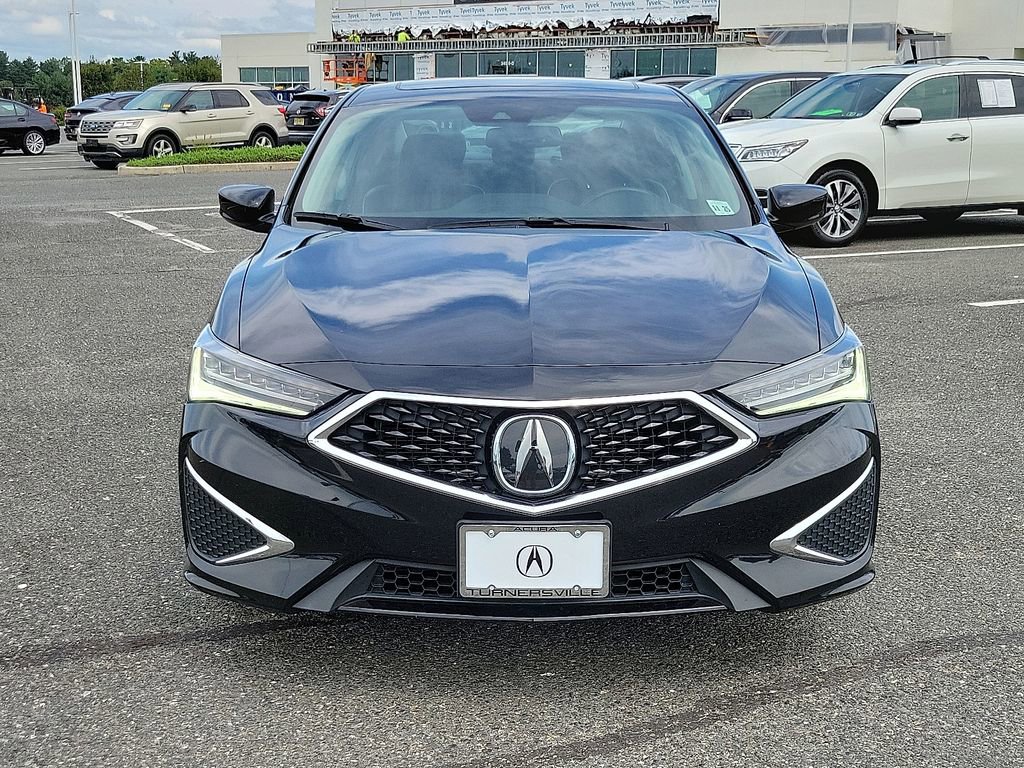 Certified 2020 Acura ILX w/ Technology Package image 2
