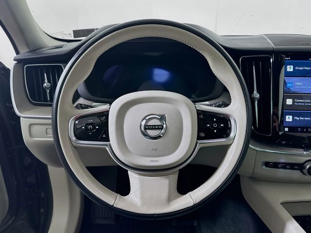 Used 2023 Volvo XC60 B5 Ultimate w/ Climate Package image 12