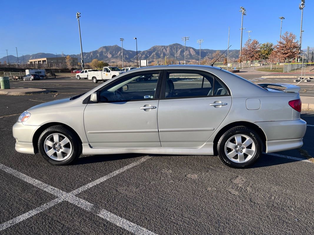Used 2004 Toyota Corolla CE image 8