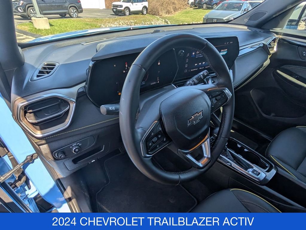 Used 2024 Chevrolet TrailBlazer ACTIV w/ Driver Confidence Package image 15