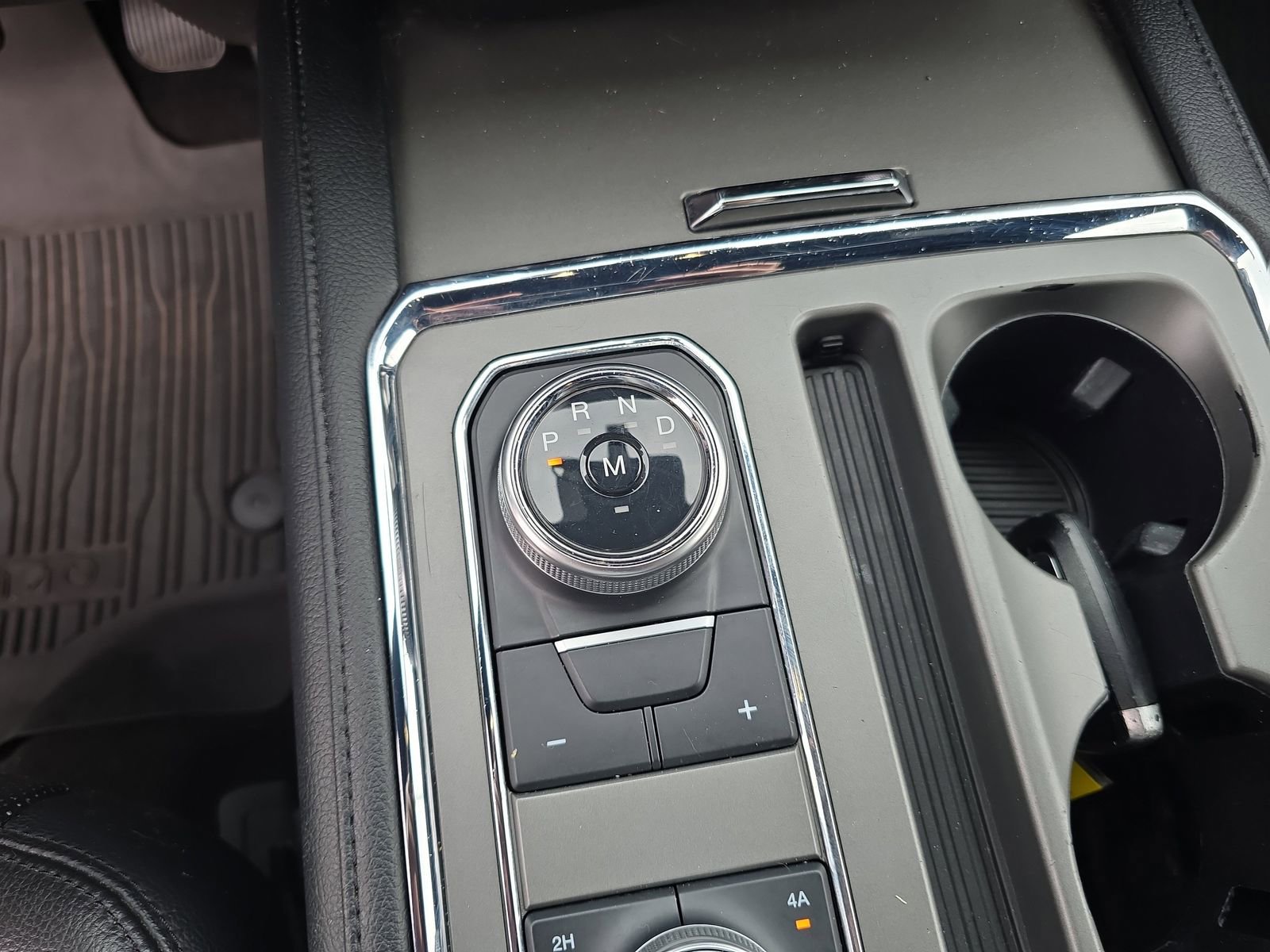 Used 2020 Ford Expedition Max XLT w/ Equipment Group 202A image 21