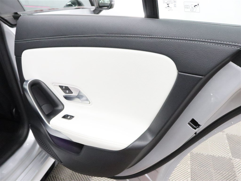 Used 2022 Mercedes-Benz CLA 35 AMG 4MATIC image 22