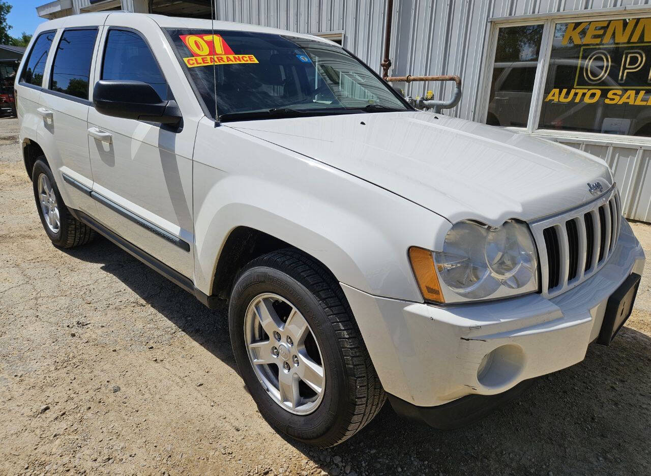 Used 2007 Jeep Grand Cherokee Laredo RWD image 1