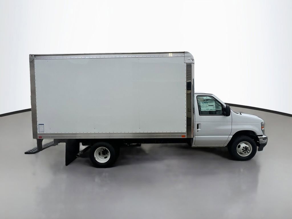 New 2025 Ford E-350 and Econoline 350 Super Duty w/ Interior Upgrade Package image 17
