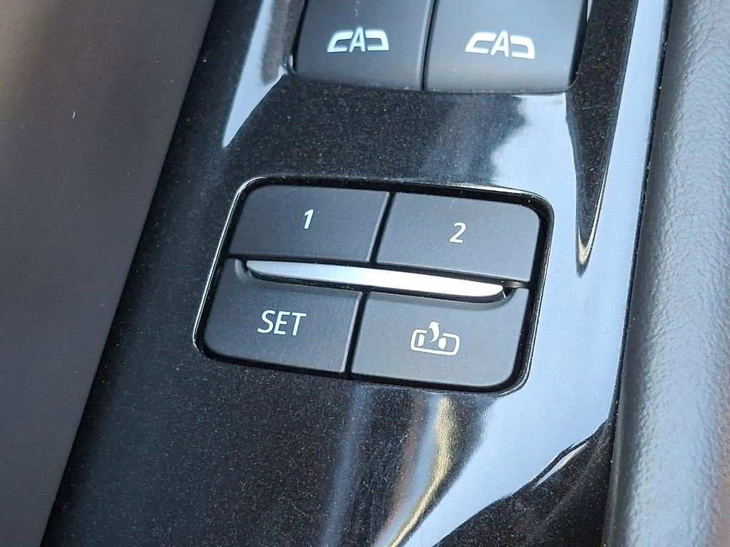 Used 2022 Cadillac Escalade ESV Sport Platinum AWD/4WD image 31