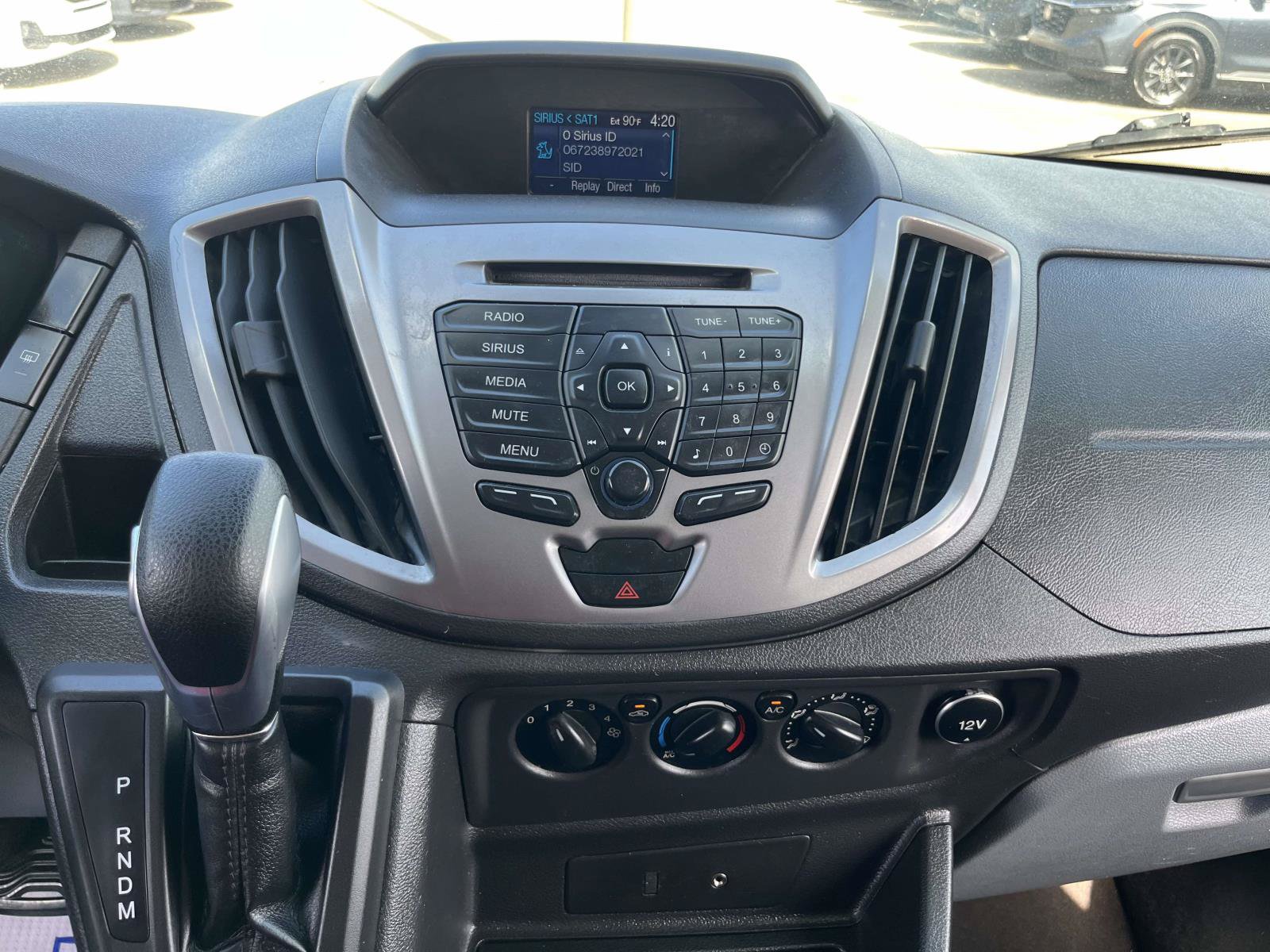 Used 2015 Ford Transit 150 XLT RWD image 14