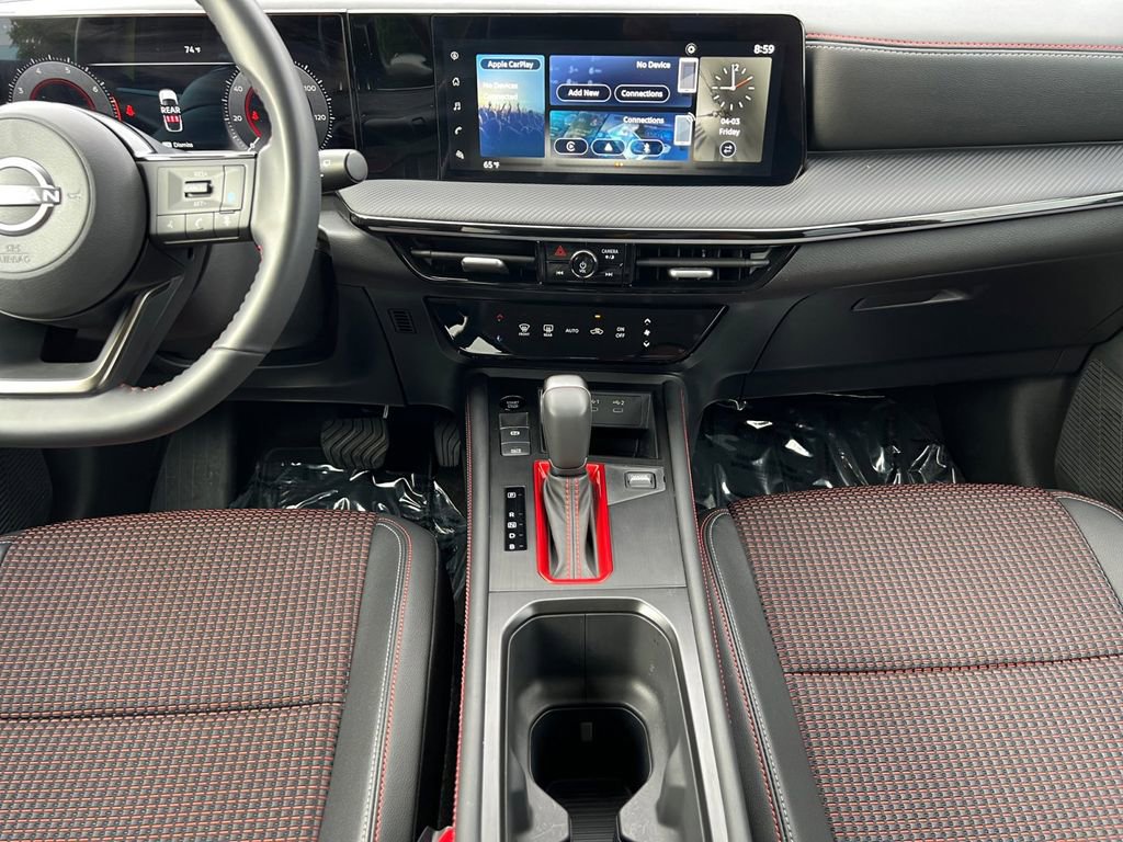 Certified 2025 Nissan Kicks SR image 3