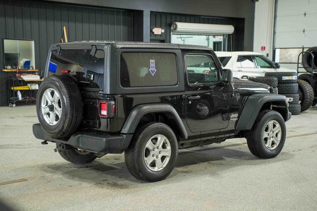Used 2020 Jeep Wrangler Sport AWD/4WD image 5