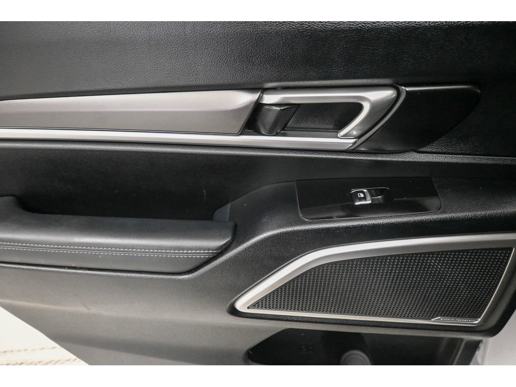Certified 2024 Kia Telluride S image 19