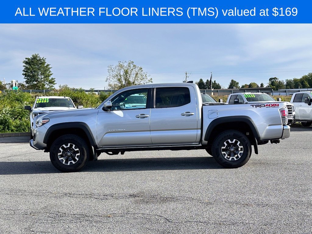 Used 2022 Toyota Tacoma TRD Off-Road AWD/4WD image 7