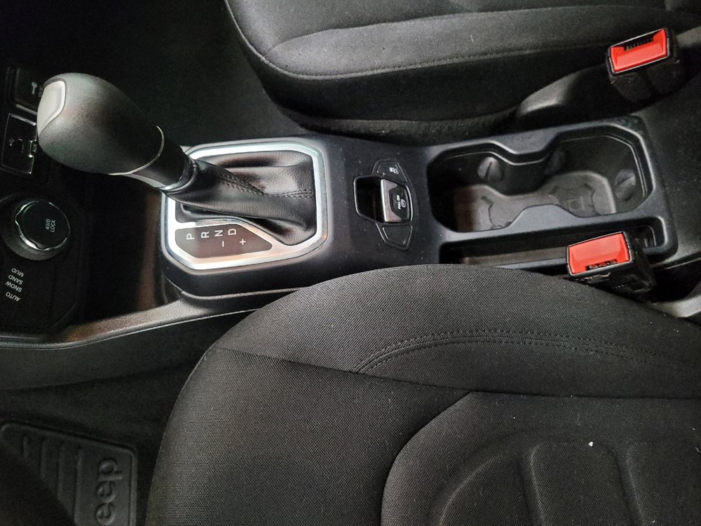 Used 2019 Jeep Renegade Latitude image 26