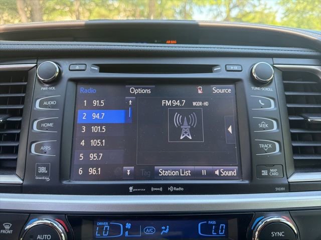 Used 2019 Toyota Highlander Limited AWD/4WD image 15