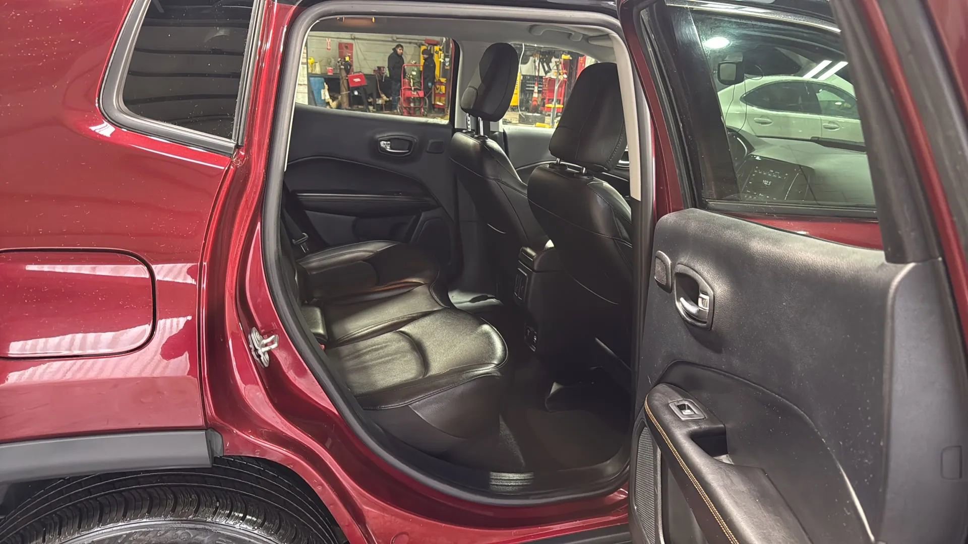 Used 2021 Jeep Compass Limited w/ Sun and Sound Group image 20