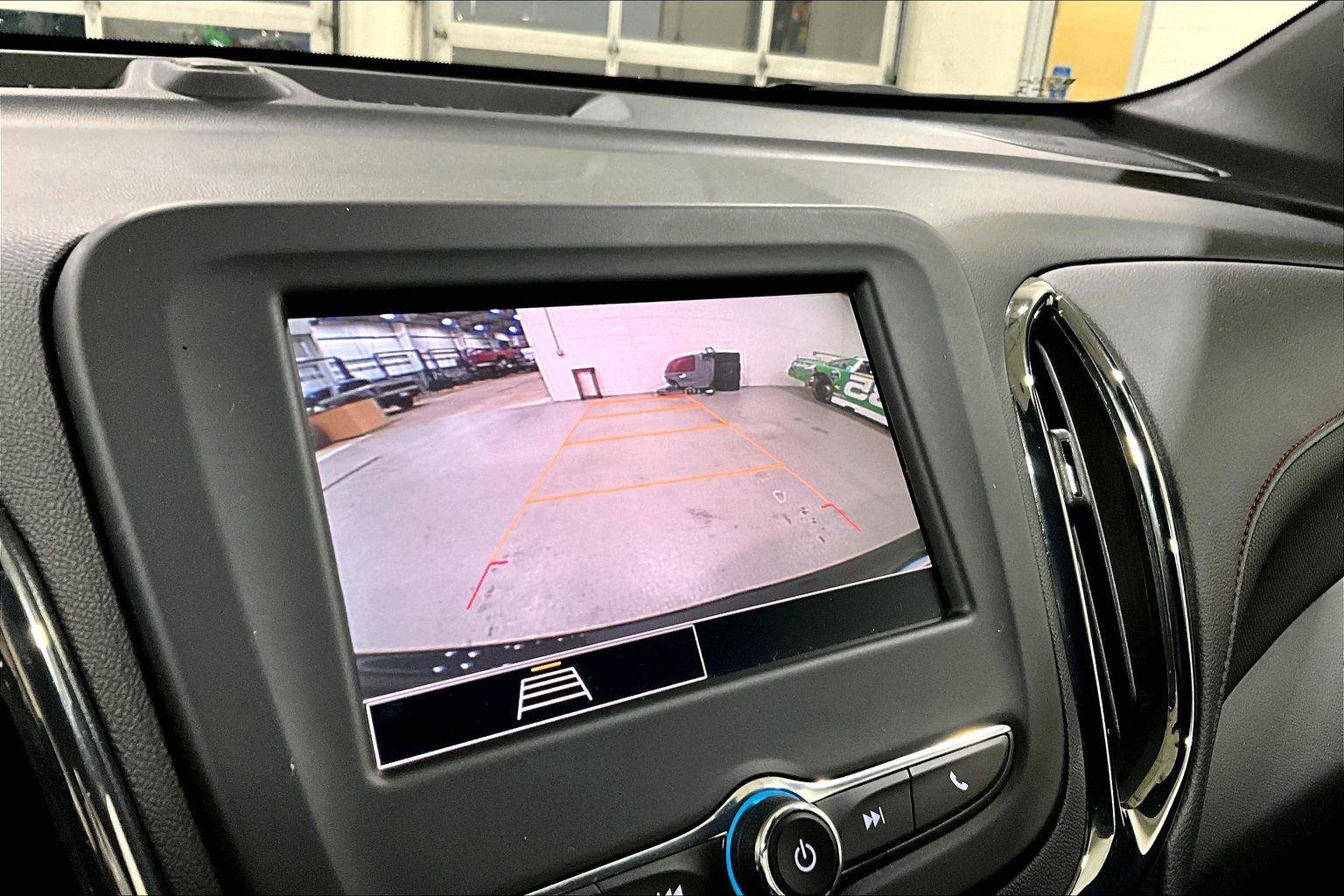 Used 2023 Chevrolet Equinox RS w/ LPO, Floor Liner Package image 22